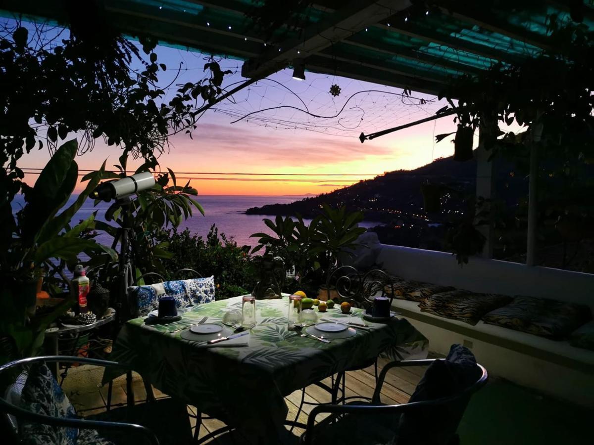 Romantic Casa Lorenzina Affittacamere Ventimiglia Zewnętrze zdjęcie