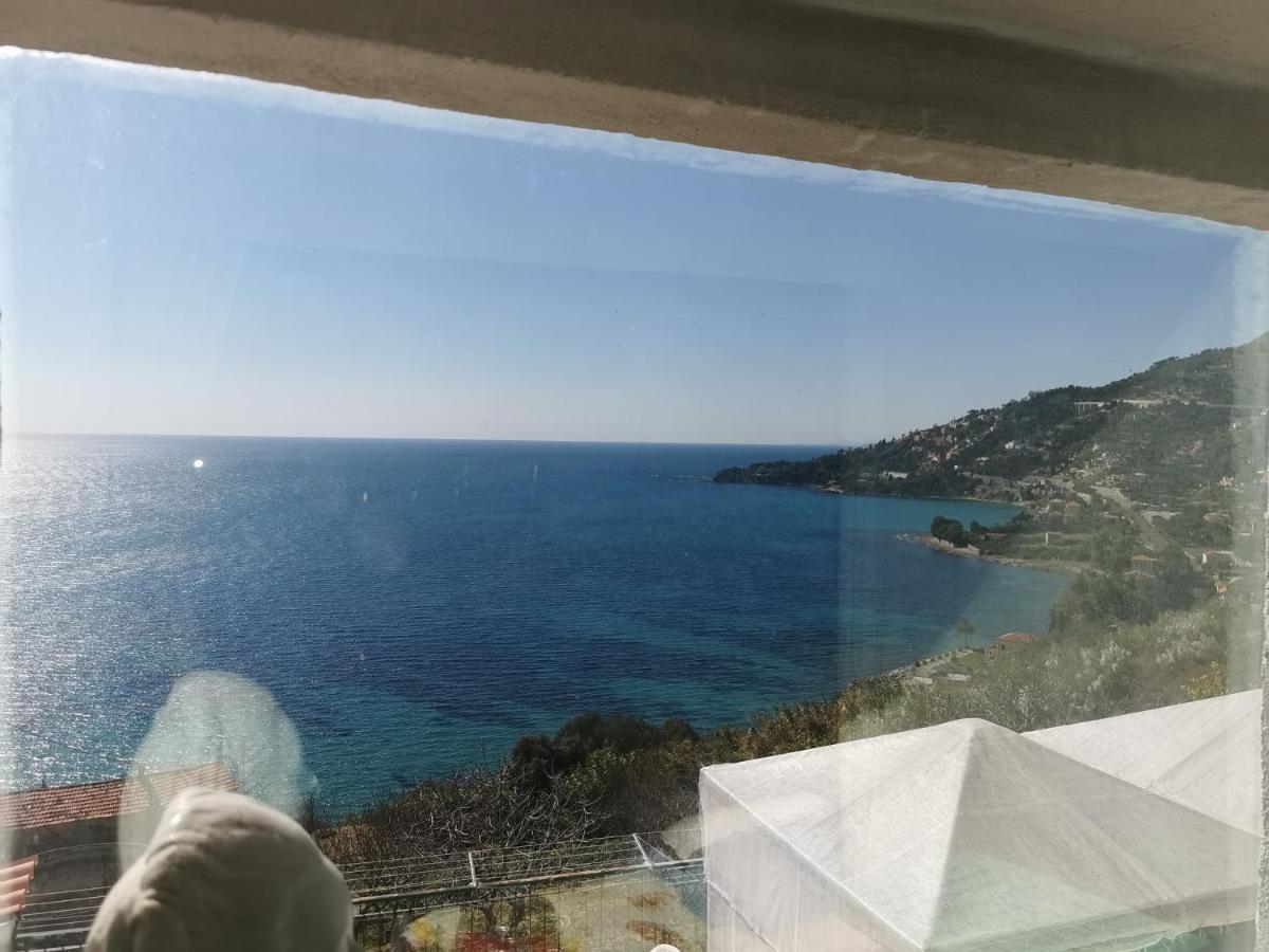 Romantic Casa Lorenzina Affittacamere Ventimiglia Zewnętrze zdjęcie