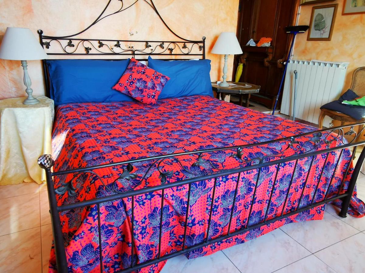 Romantic Casa Lorenzina Affittacamere Ventimiglia Zewnętrze zdjęcie